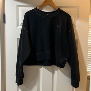 Nike crop pullover